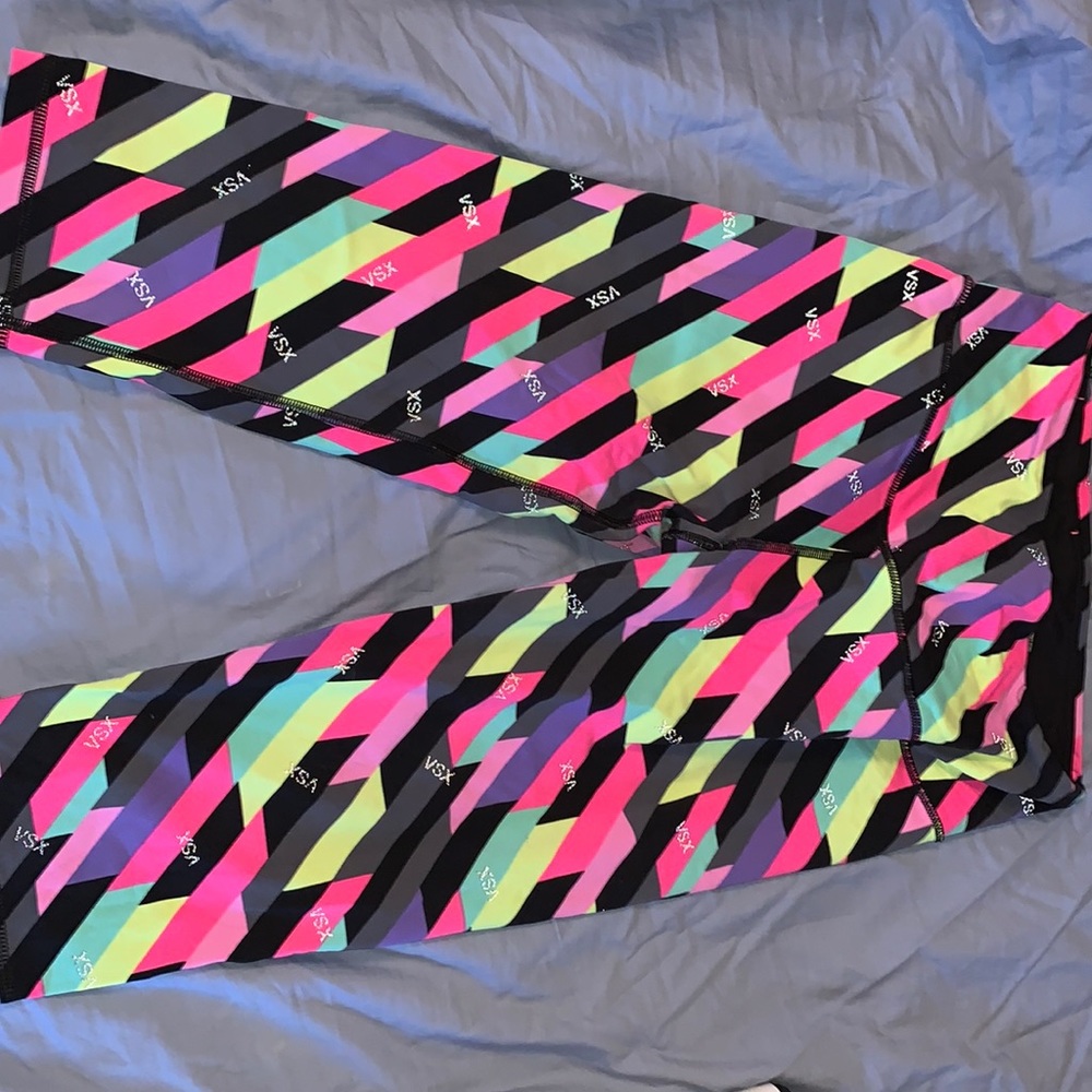 VS sport multi color leggings size medium